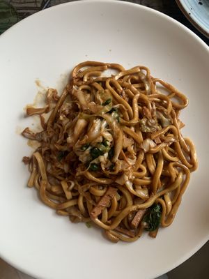 Noodles at Gong De Lin in Melbourne