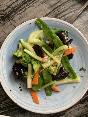 Stirfry veggies at Gong De Lin in Melbourne