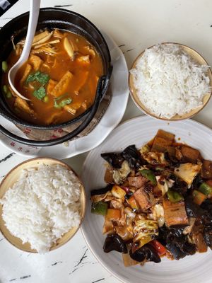Tofu mushroom claypot (hat trick) and spicy vegetarian pork with mushrooms and cabbage  at Gong De Lin in Melbourne