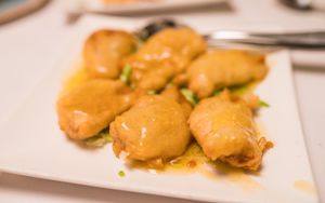 Lemon Chicken at Gong De Lin in Melbourne