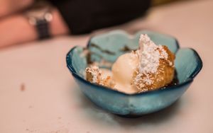 Ice Cream at Gong De Lin in Melbourne