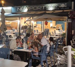 Lokal Frontansicht at Restaurant Chez Uyen (Le Newport) in Saint-cyr-sur-mer