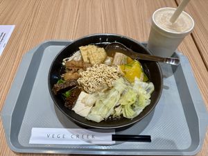 The signature meal and bubble tea with vegan milk  at TPE - Vege Creek 蔬河 - T2 in Taoyuan City