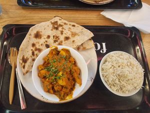 Mumsig Aloo Ghobi at Curry Leaves in Gdansk