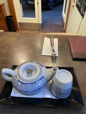 Lemon ginger teaa  at Vevi Restaurant III in Vienna