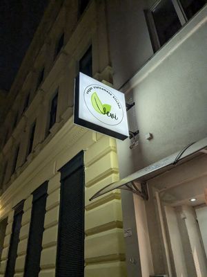  at Vevi Restaurant III in Vienna