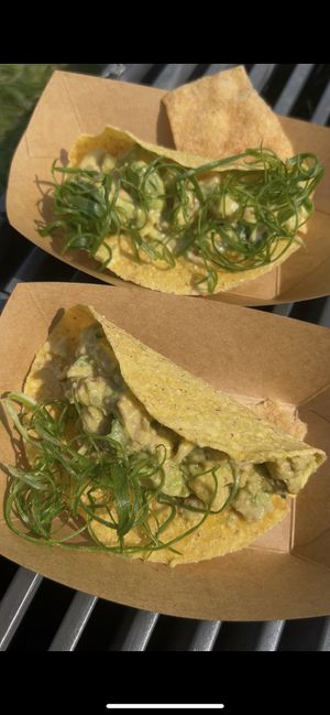 veganmania Lachs Taco und Thunvisch Taco  at Vevi Restaurant III in Vienna