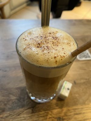 Pumpkin spice latte au lait d’avoine 🌱  at Green Corner in Amiens