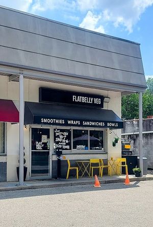 One table inside, more seating outside at Flatbelly Veg in Erdenheim