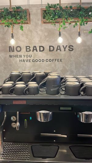 No bad days  at Amateur Coffee & Run Club in Lima