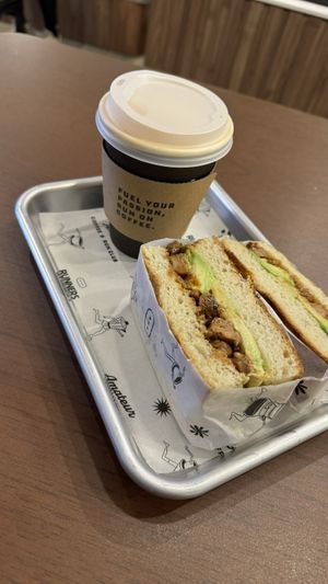 Teriyaki + latte  at Amateur Coffee & Run Club in Lima