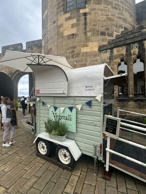 Der Truck  at Veġetali in Alnwick