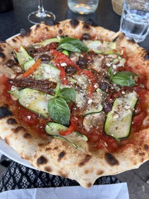 Vegan pizza  at La Storia in La Rochelle