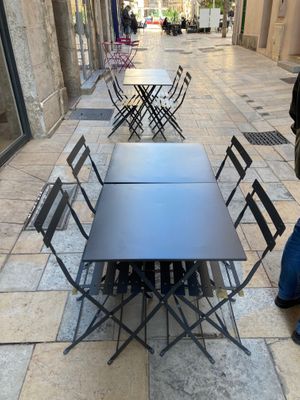  at L'Instant Thé in Toulon