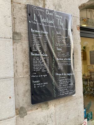 at L'Instant Thé in Toulon