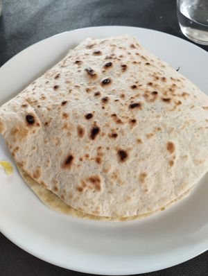 Tacos with white cabbage at Suraja Cafè in Arcore