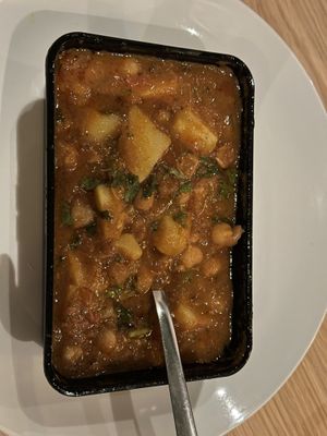 Sehr leckeres Curry, aber scharf.  at Anaya Foods in The Hague