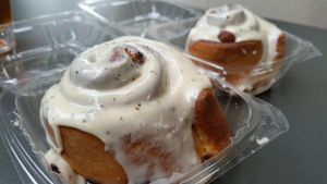 cinnamon rolls at Green Bar and Kitchen in Fort Lauderdale