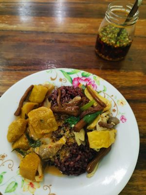 Yum at Ruean Thong Veg Food in Hua Hin