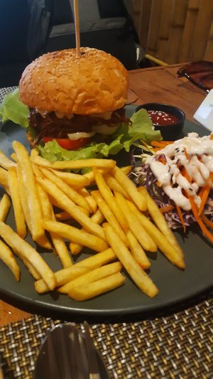 Pulled pork burger at All Vegan Cafe' Restaurant in Phuket
