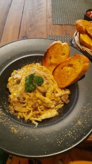 Creamy pasta at All Vegan Cafe' Restaurant in Phuket