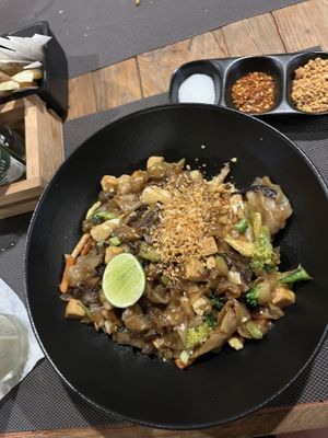 Pad See Ew  at All Vegan Cafe' Restaurant in Phuket