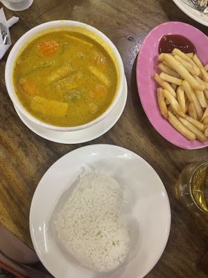 Cambodian veg curry, slightly different to a Thai green, defo worth a try  at Khmer Taste Restaurant in Siem Reap
