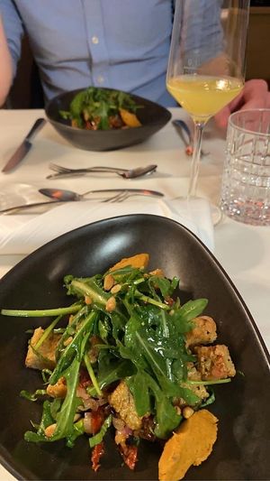 Dried tomato and bread salad at Jedermann in Strasskirchen