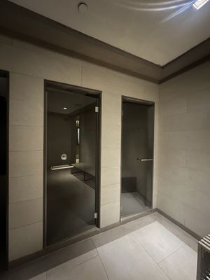 Tropical shower   at Seventy Barcelona in Barcelona