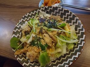 Japanese green pepper tuna rice and in the background the spicy cucumber at Tian Zhi Yu - Heaven Driven Vegan 天之御草食 in Kaohsiung