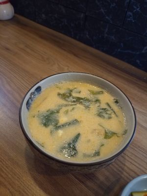 The kelp-miso-soymilk soup, loved trying Kelp! Very tasty at Tian Zhi Yu - Heaven Driven Vegan 天之御草食 in Kaohsiung