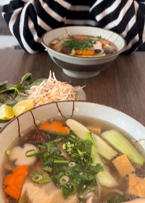 Pho Suppe - 10/10!! Auch die gebratenen Frühlingsrollen sind SUPER! 👌🏻  at Mâm Chay in Dusseldorf