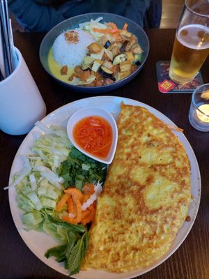Pancake and curry. at Mâm Chay in Dusseldorf