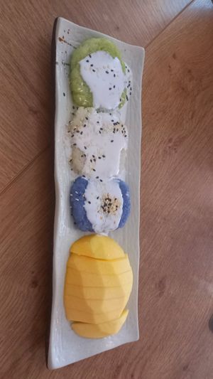 xoài nếp (mango and sticky rice) 7,90€ at Mâm Chay in Dusseldorf