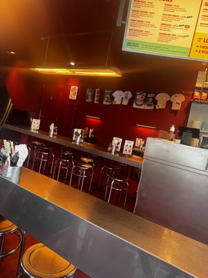   at Knees To Chin in Ghent