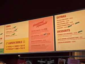 Menu at Knees To Chin in Ghent