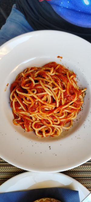 Spaghetti al pomodoro at Kavana Istra in Novigrad
