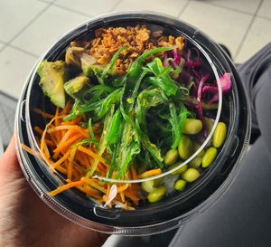 Vegan pokibowl. at Two Tigers in Schiphol