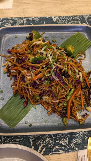 🍝 Stir Fired Noodles (390PHP | 7$) at PLNT+HRVST in El Nido