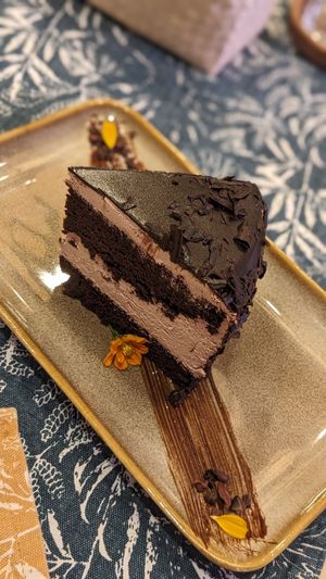 Choco Cake 🍰 (250PHP | 4.5$) at PLNT+HRVST in El Nido
