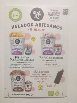 Vegan ice creams at kolozero - plastic free supermarket in Gijon