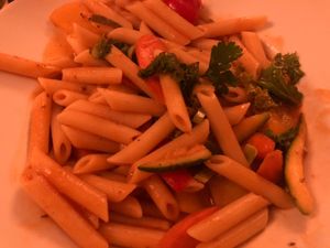 Nudeln mit Gemüse (ohne Parmesan bestellen) / Pasta with vegetables (order without parmesan)  at Cafebar Essen und Trinken in Straubing