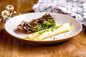 french omelette at Oua si Unt Brunch Bistro in Sibiu