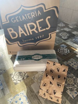 Confezione da asporto con cialdine veg  at Gelateria Baires 1997 in Turin
