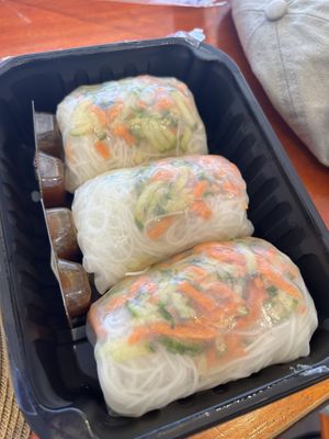 Rice paper rolls   at Kulata Academy Cafe in Yulara