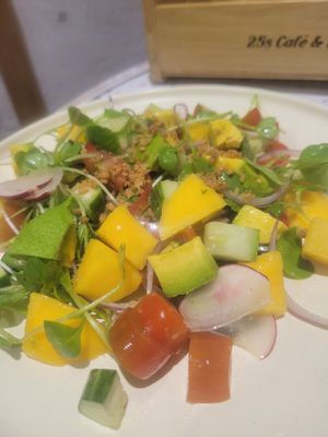  at 25s Cafe in Hoi An