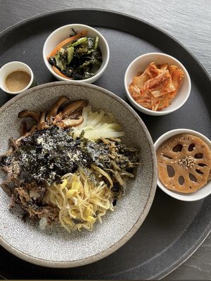 Tempel Bibimbap  at DUKKI in Berlin