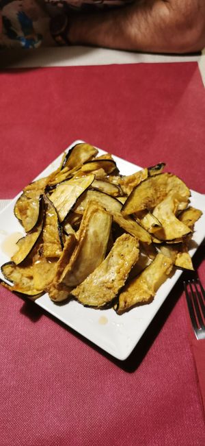 Alberginia Frita at Pou Dolç in Peratallada