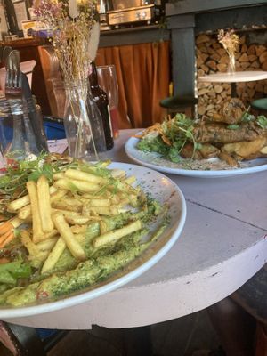   at Fountain Head - Pub in Brighton