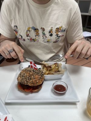 Beyond burger  at Jennys Æblehaven in Nexo